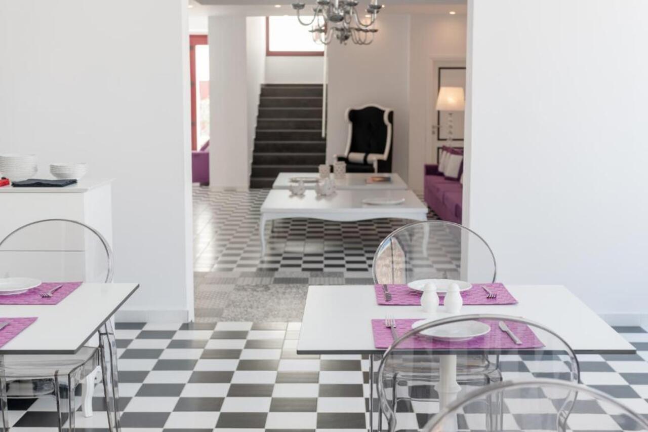 Mar N Mar Crown Hotel-Suites Kamári Екстериор снимка