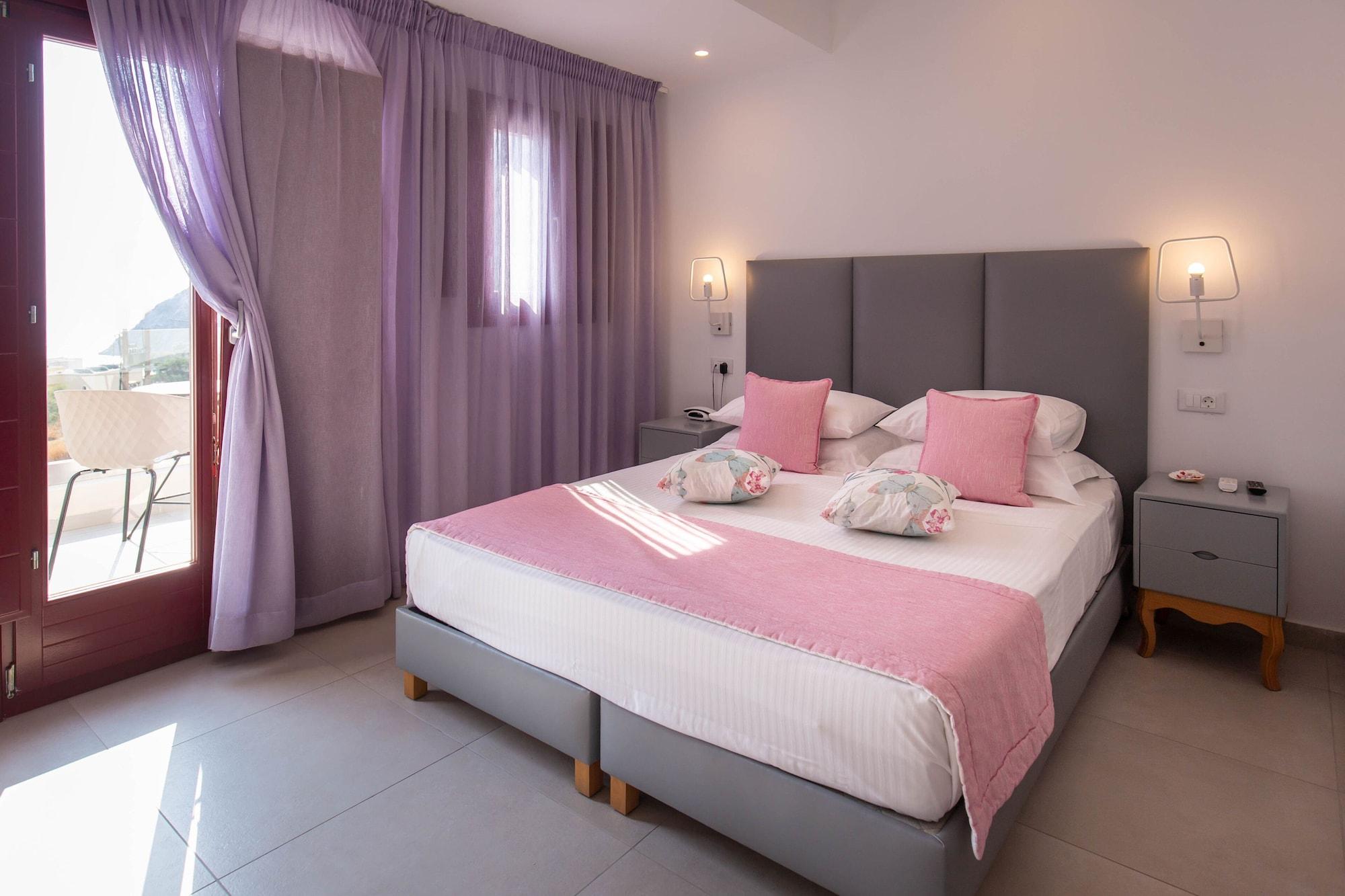 Mar N Mar Crown Hotel-Suites Kamári Екстериор снимка