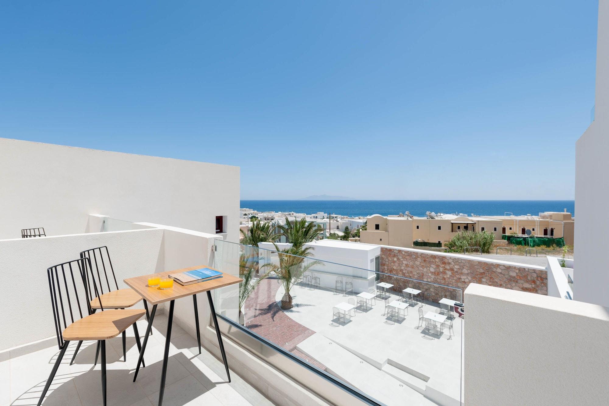 Mar N Mar Crown Hotel-Suites Kamári Екстериор снимка