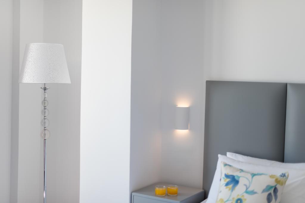 Mar N Mar Crown Hotel-Suites Kamári Екстериор снимка